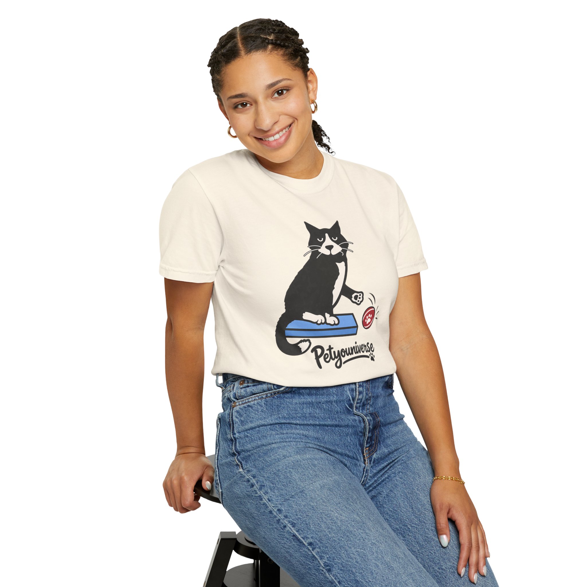 Cat on Scratch Pad Graphic T-Shirt — "Petyouniverse" Cute Paw Play Tee - Image 24