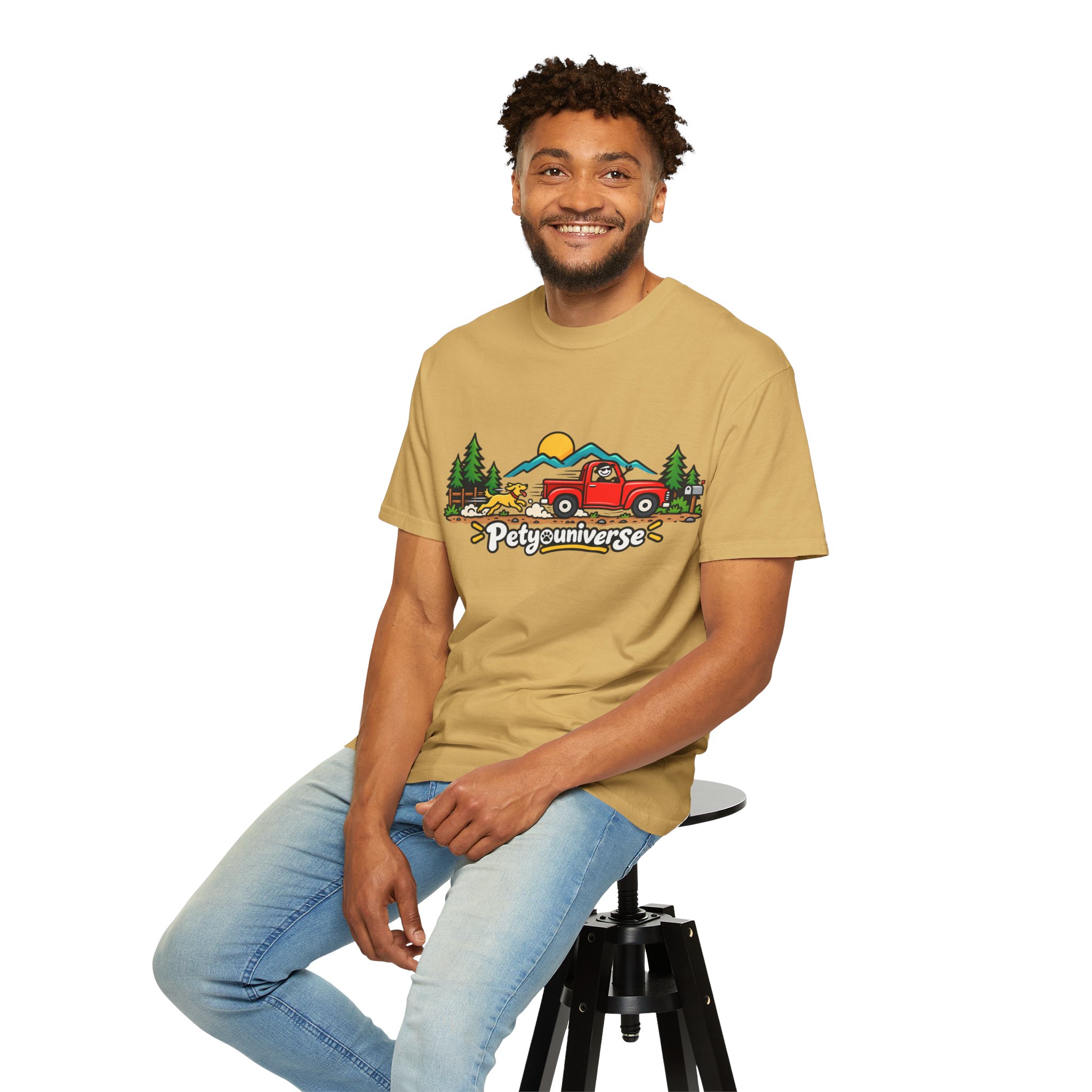 Petyuniverse Retro Truck & Dog Graphic T-Shirt - Image 17