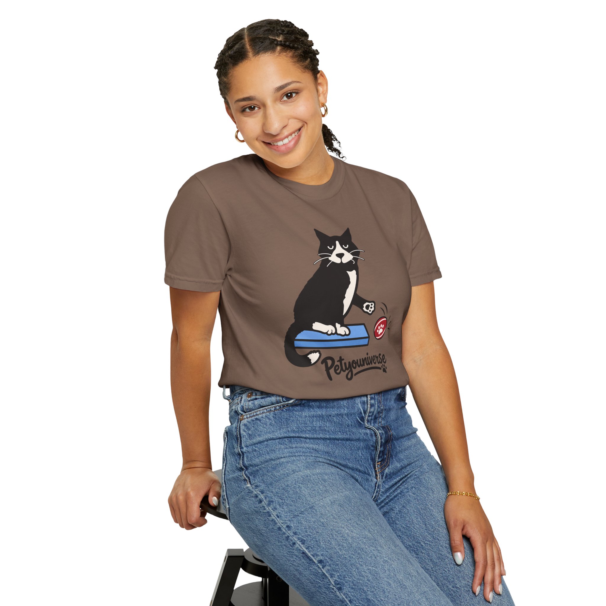 Cat on Scratch Pad Graphic T-Shirt — "Petyouniverse" Cute Paw Play Tee - Image 51